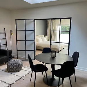 Appartement Unique Luxury With Cosy Garden!, Gent