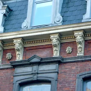 https://les-gites-du-pays-de-charleroi.brusselshotelsbook.com