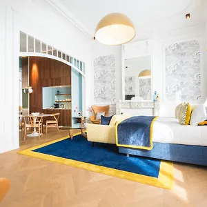 https://raphael-suites.brusselshotelsbook.com
