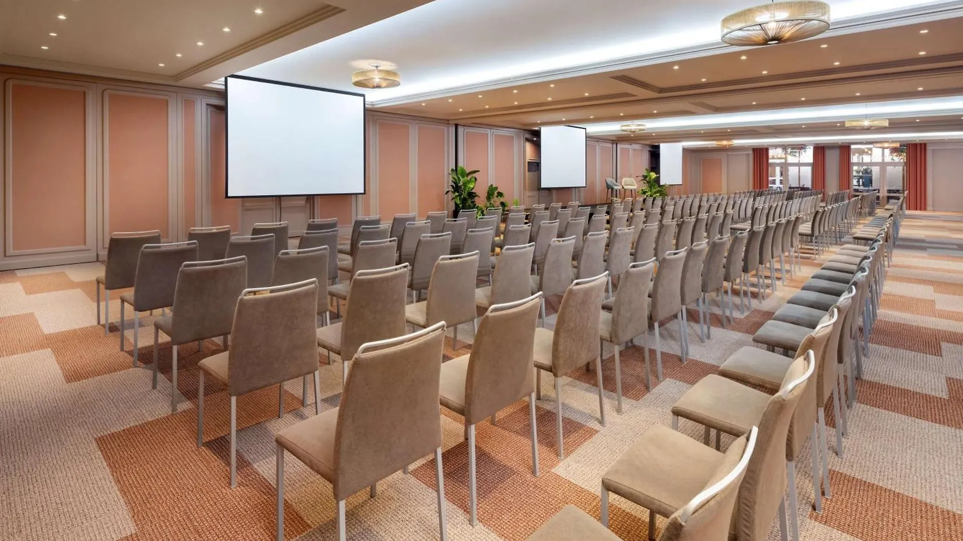 Hotel Nh Collection Gent 4*, Gante